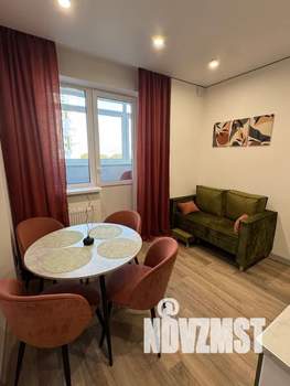 1-к квартира, посуточно, 38м2, 8/17 этаж