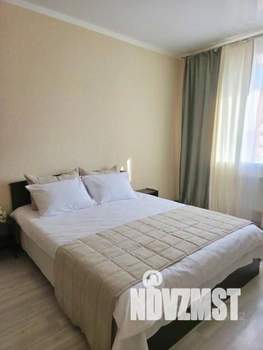 1-к квартира, посуточно, 38м2, 1/1 этаж