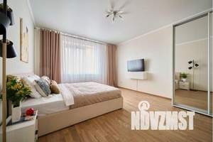 2-к квартира, посуточно, 66м2, 7/16 этаж