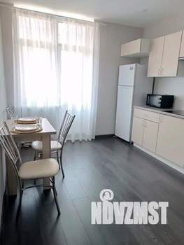 1-к квартира, посуточно, 38м2, 1/1 этаж