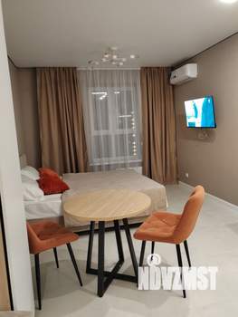 Студия квартира, посуточно, 20м2, 21/22 этаж