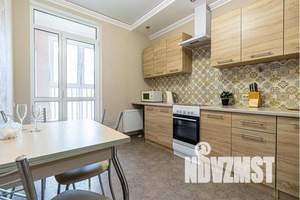 1-к квартира, посуточно, 40м2, 12/25 этаж