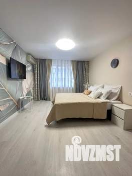 1-к квартира, посуточно, 40м2, 8/16 этаж