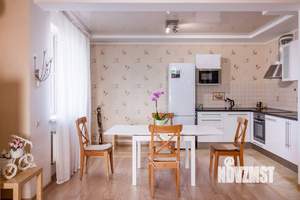 3-к квартира, на длительный срок, 104м2, 6/16 этаж