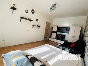 1-к квартира, посуточно, 38м2, 3/5 этаж