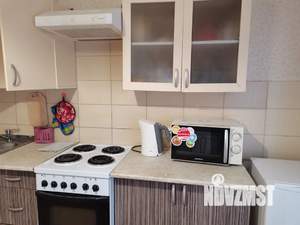 1-к квартира, посуточно, 35м2, 2/16 этаж