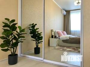 1-к квартира, посуточно, 36м2, 9/16 этаж