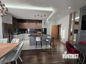 3-к квартира, на длительный срок, 130м2, 18/24 этаж