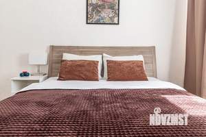 2-к квартира, посуточно, 75м2, 1/1 этаж