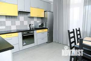 1-к квартира, посуточно, 42м2, 1/17 этаж