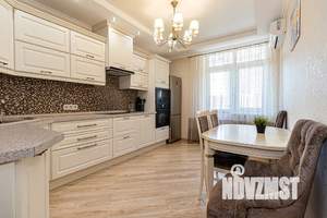 2-к квартира, посуточно, 60м2, 6/17 этаж