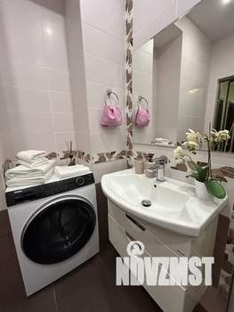 1-к квартира, посуточно, 42м2, 16/24 этаж