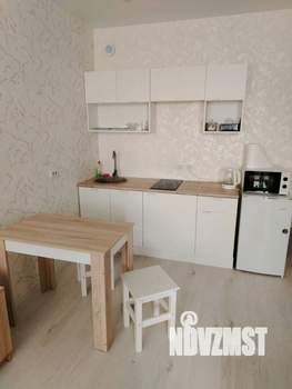 Студия квартира, посуточно, 30м2, 9/19 этаж