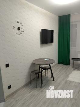 1-к квартира, посуточно, 38м2, 21/25 этаж