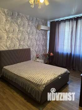 1-к квартира, посуточно, 38м2, 8/17 этаж
