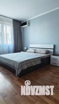 1-к квартира, посуточно, 42м2, 10/16 этаж