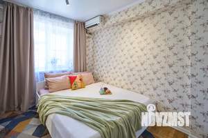1-к квартира, посуточно, 43м2, 7/7 этаж