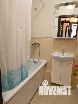 1-к квартира, посуточно, 38м2, 9/9 этаж