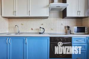 1-к квартира, посуточно, 38м2, 4/15 этаж