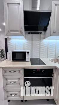 2-к квартира, посуточно, 45м2, 9/25 этаж