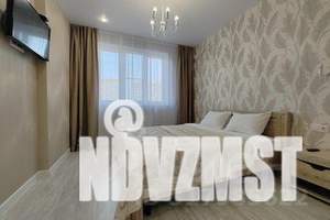 1-к квартира, посуточно, 42м2, 7/18 этаж