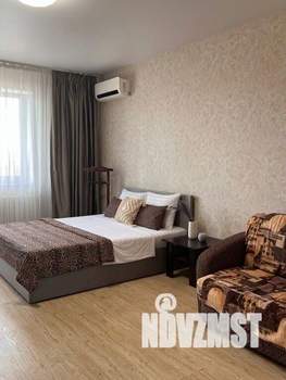 1-к квартира, посуточно, 80м2, 1/1 этаж