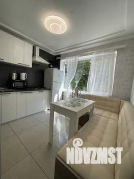 1-к квартира, посуточно, 30м2, 3/5 этаж