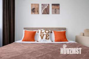 1-к квартира, посуточно, 38м2, 2/17 этаж