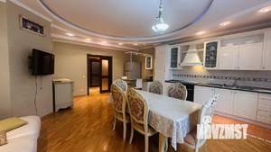 3-к квартира, на длительный срок, 150м2, 7/10 этаж