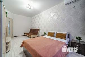 1-к квартира, посуточно, 42м2, 1/1 этаж