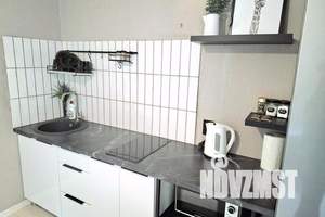 1-к квартира, посуточно, 40м2, 4/16 этаж