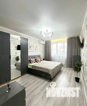 1-к квартира, посуточно, 37м2, 18/19 этаж