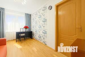 2-к квартира, посуточно, 55м2, 1/1 этаж