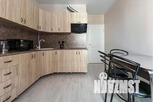 1-к квартира, посуточно, 40м2, 1/22 этаж