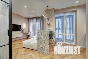 1-к квартира, посуточно, 40м2, 15/24 этаж