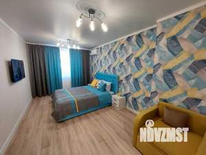 1-к квартира, посуточно, 42м2, 1/1 этаж
