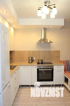 1-к квартира, посуточно, 32м2, 7/16 этаж