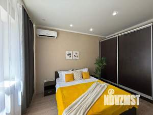 1-к квартира, посуточно, 38м2, 2/18 этаж