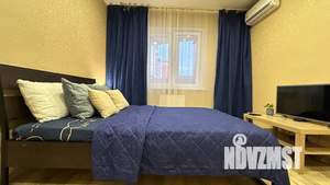 1-к квартира, посуточно, 40м2, 19/19 этаж