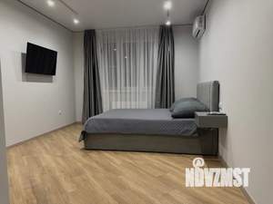 1-к квартира, посуточно, 35м2, 18/21 этаж