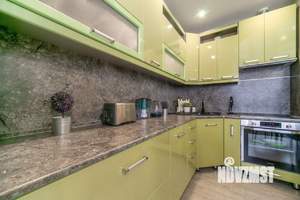 2-к квартира, посуточно, 50м2, 1/1 этаж