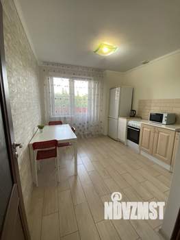 1-к квартира, посуточно, 38м2, 5/21 этаж