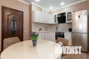 1-к квартира, посуточно, 40м2, 4/17 этаж