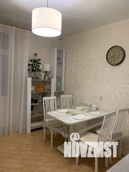 1-к квартира, посуточно, 43м2, 2/20 этаж