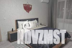 1-к квартира, посуточно, 40м2, 1/16 этаж