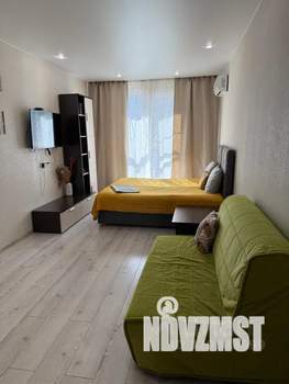 1-к квартира, посуточно, 40м2, 18/25 этаж