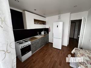 1-к квартира, посуточно, 38м2, 10/16 этаж