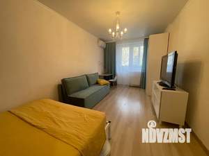 1-к квартира, посуточно, 48м2, 1/18 этаж