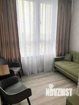 1-к квартира, посуточно, 35м2, 11/18 этаж