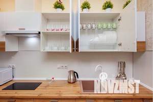 1-к квартира, посуточно, 42м2, 1/19 этаж